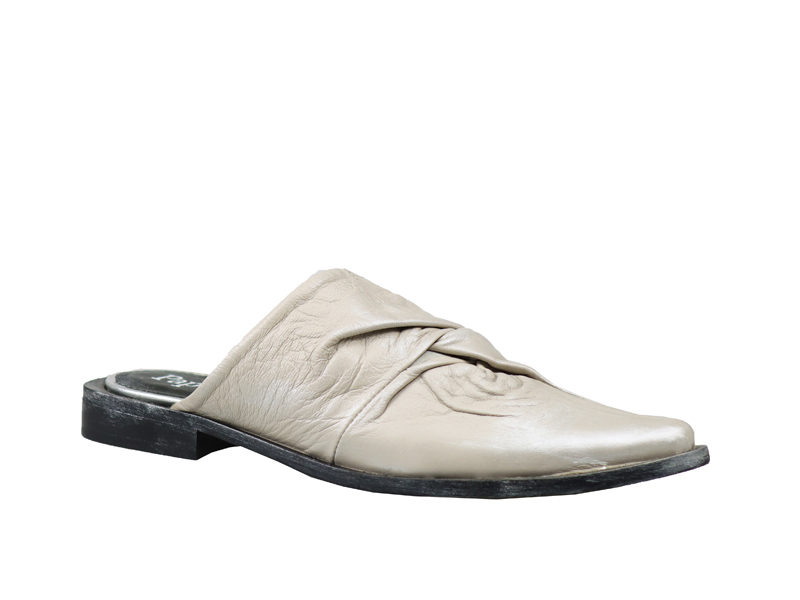 gabriela beige1
