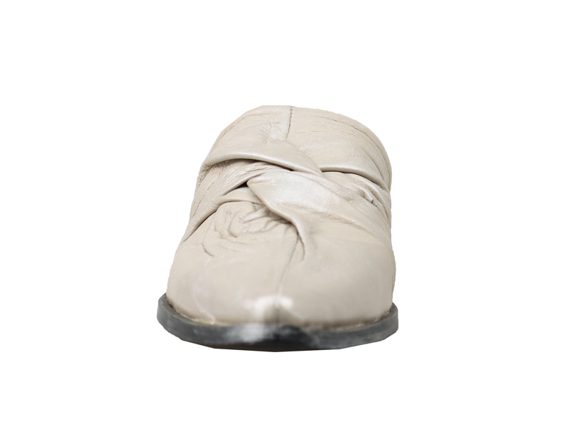 gabriela beige2