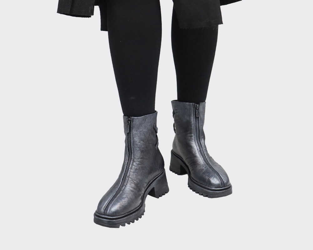 Ghete Dama The Colossal Balance