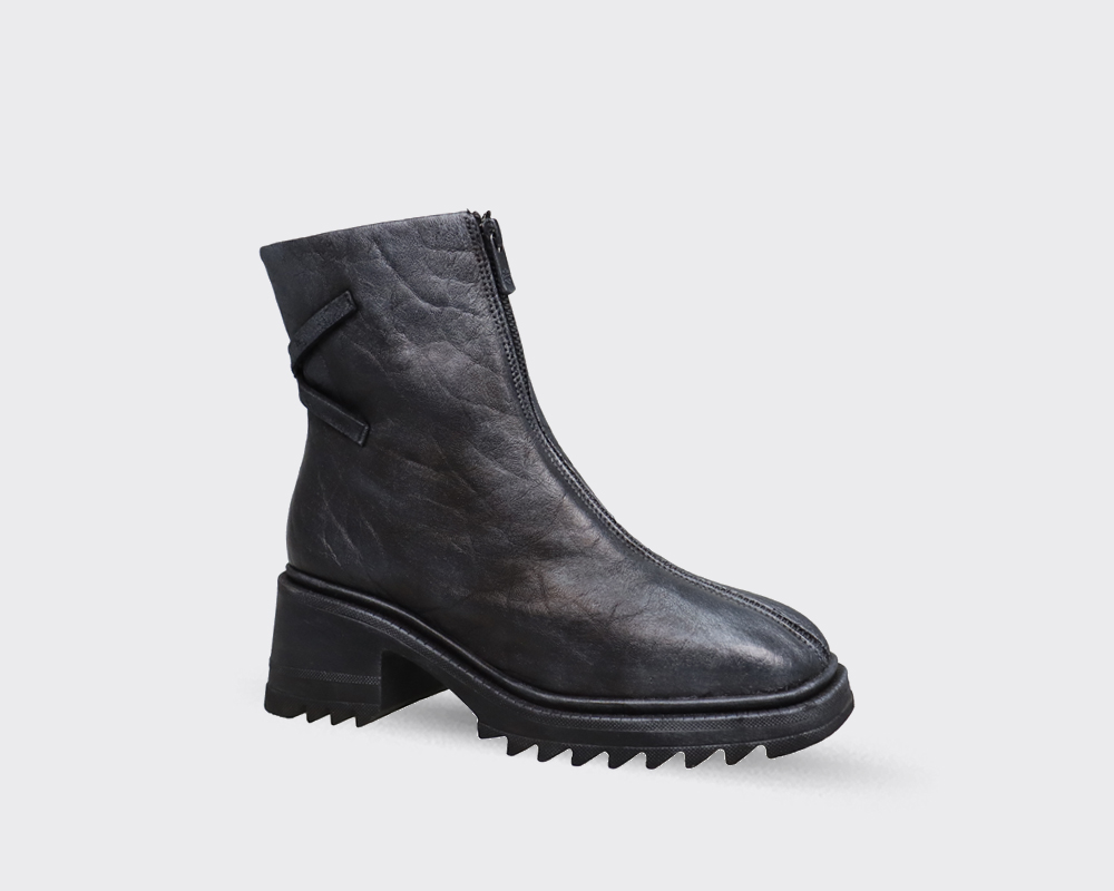 Ghete Dama The Colossal Balance