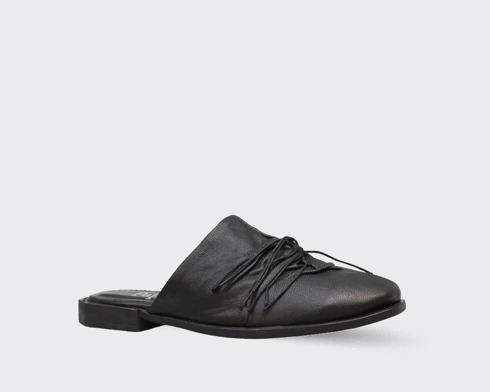 Saboti Dama Orelia Zyn