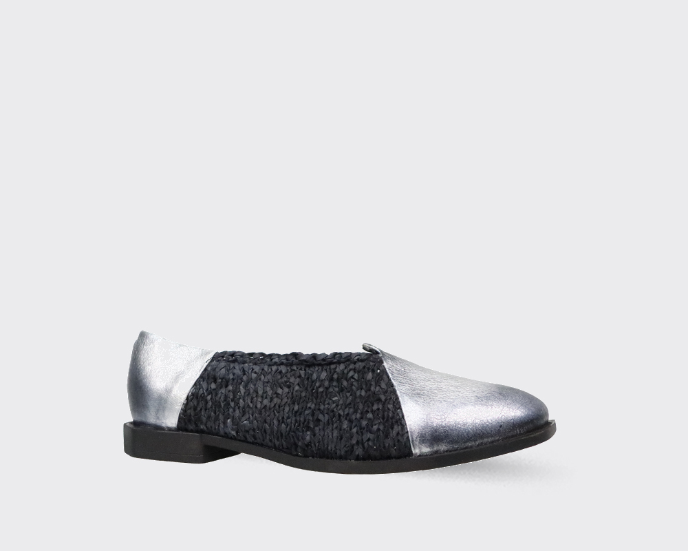 Balerini Dama Selune Karis