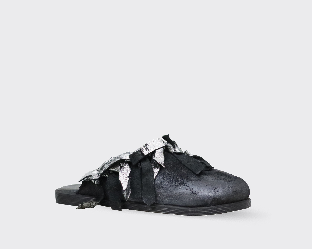 Saboti Dama Kalyra Norien