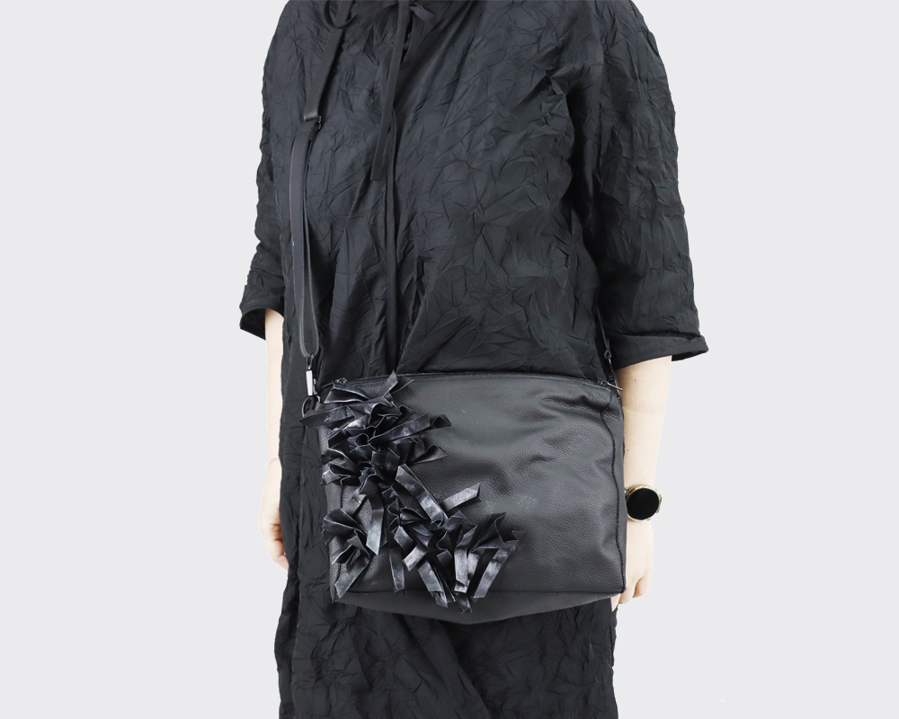 Poseta Dama Tailed Myrmidons