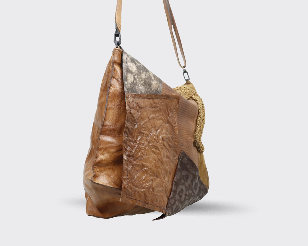 Poseta Dama Signature Pieces