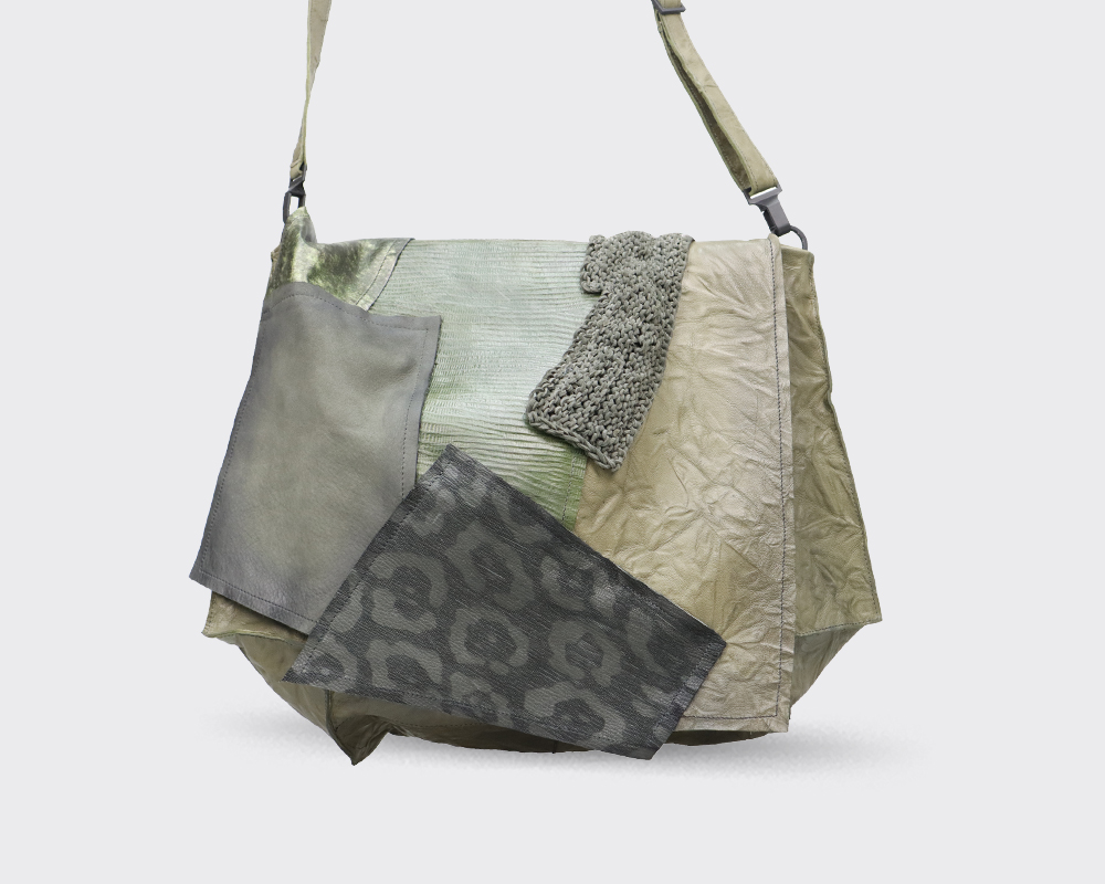 Poseta Dama Signature Pieces